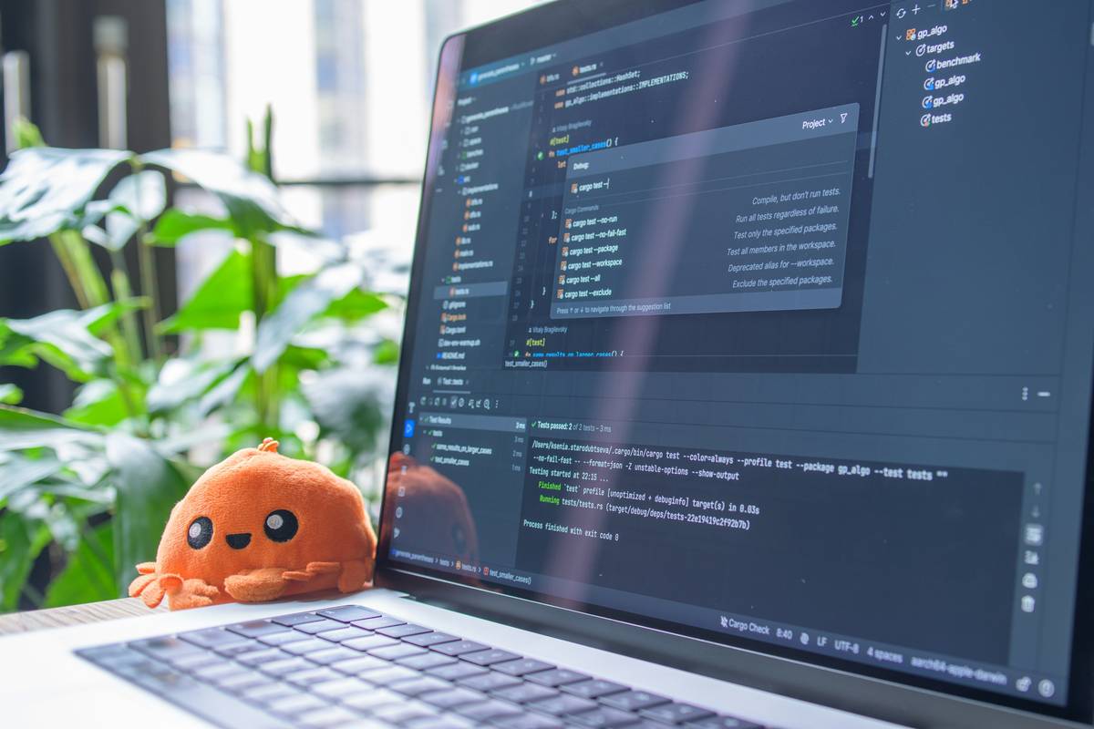 Student learning computer programming for robotics using simulation software